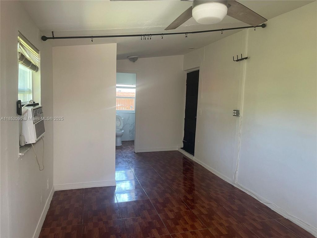 Photo of 1012 S 12th St #0, Lantana, FL 33462 (MLS # A11852090)