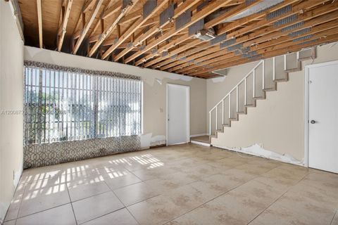 Tiny photo for 2526 Coral Springs Dr #2526, Coral Springs, FL 33065 (MLS # A12008732)