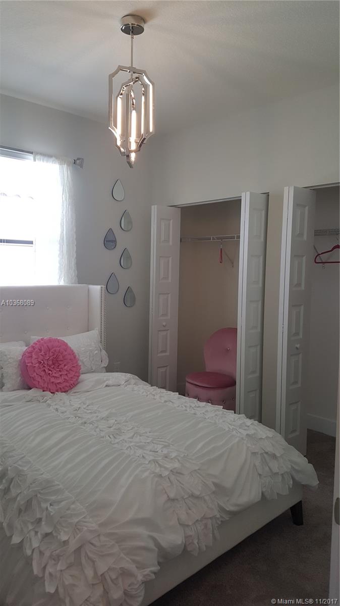 ASTORIA  GRAND BAY NORTH - Residential Lease