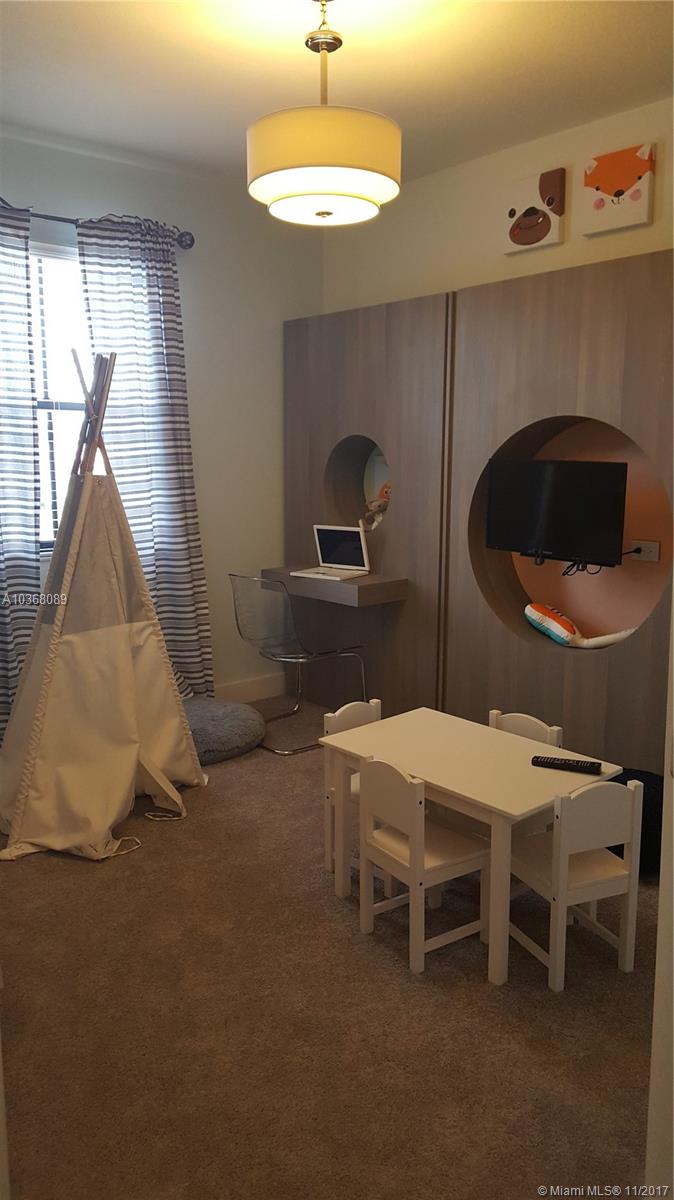 ASTORIA  GRAND BAY NORTH - Residential Lease