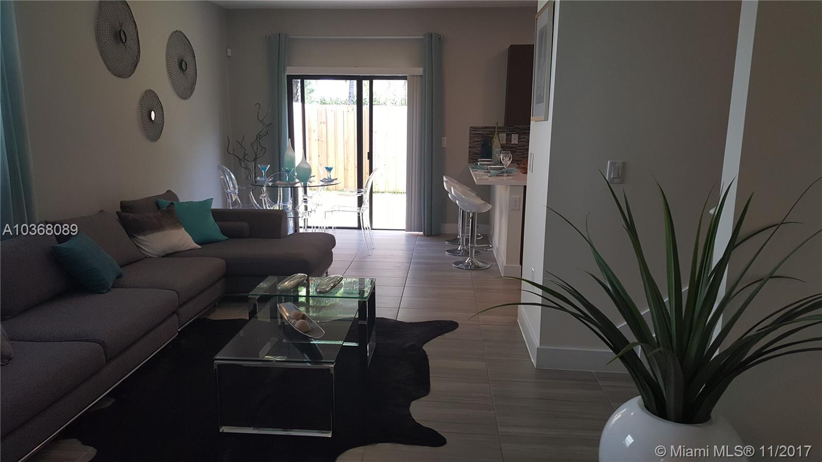 ASTORIA  GRAND BAY NORTH - Residential Lease