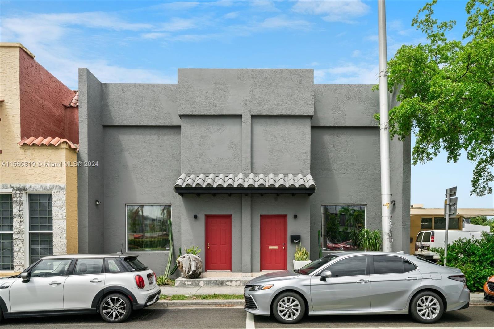 Almost 2000sqft of recently renovated office space. Gated, stand alone building with plenty of parking. Currently owner occupied. Willing to lease back.