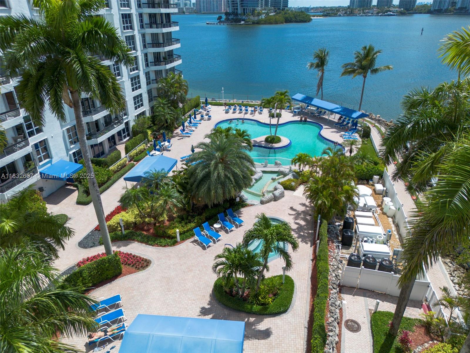 3530 Mystic Pointe Dr 2207