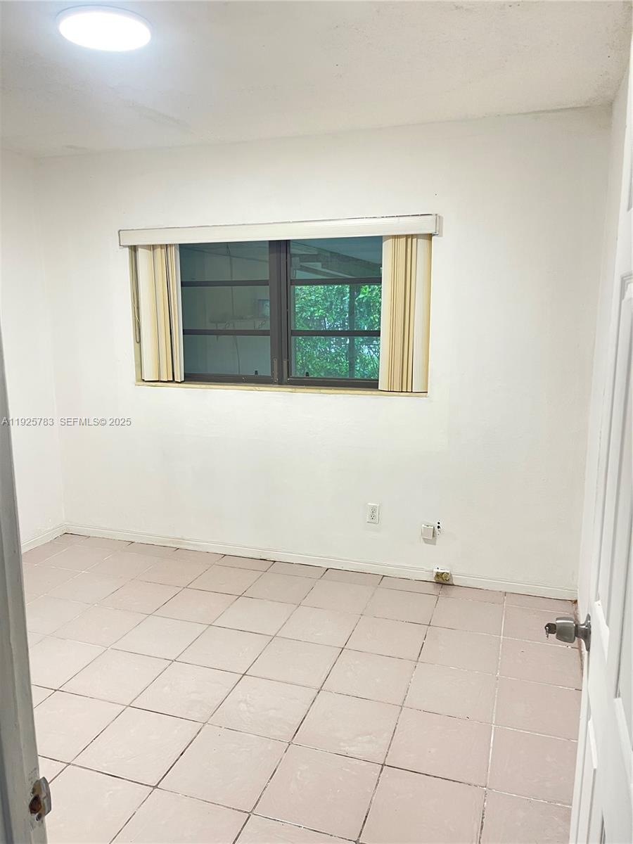 CUTLER RIDGE SEC 5 - Residential Lease