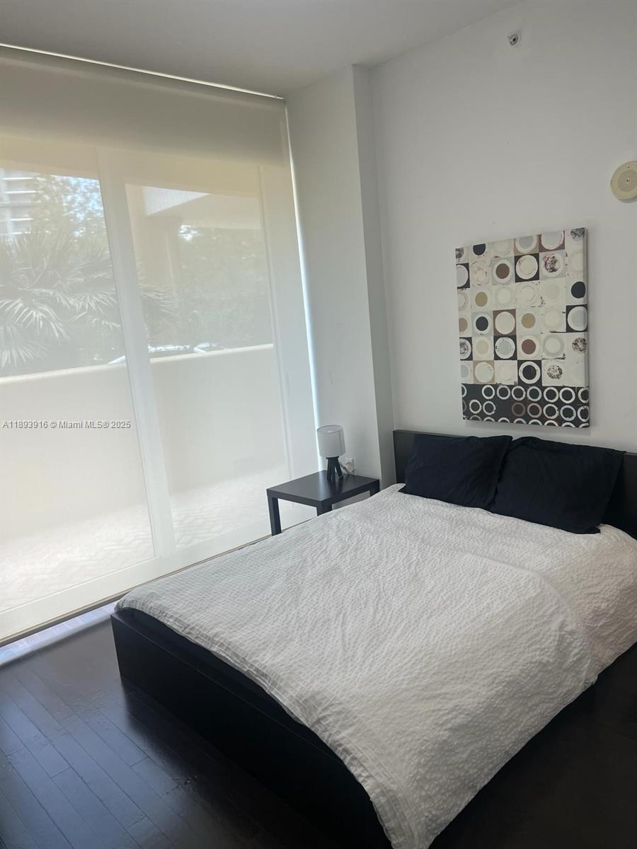 DUO CONDOMINIUM EAST - Residential