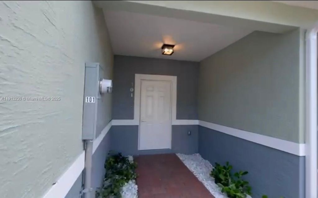 Photo of 1350 Crystal Way #101, Delray Beach, FL 33444 (MLS # A11913230)