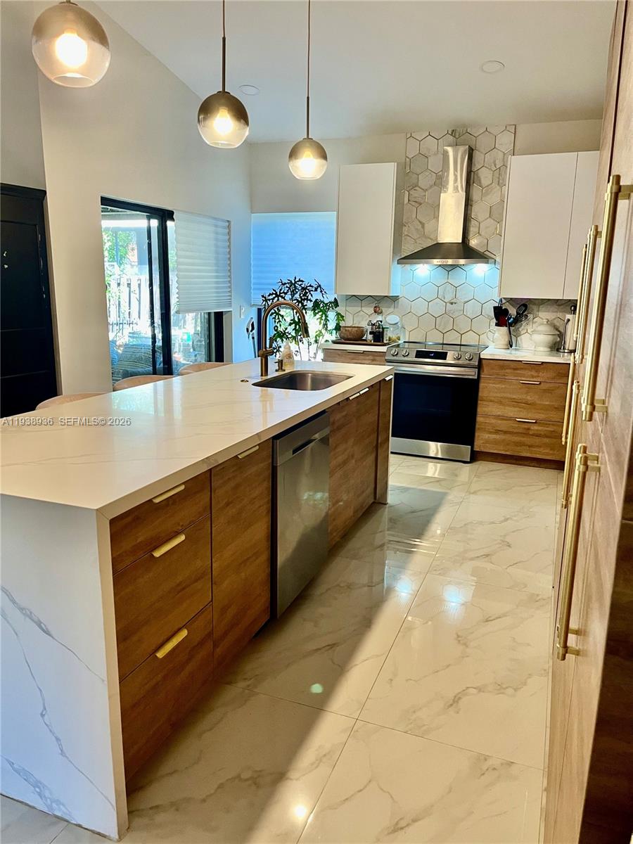 FALCONS LEA - Residential