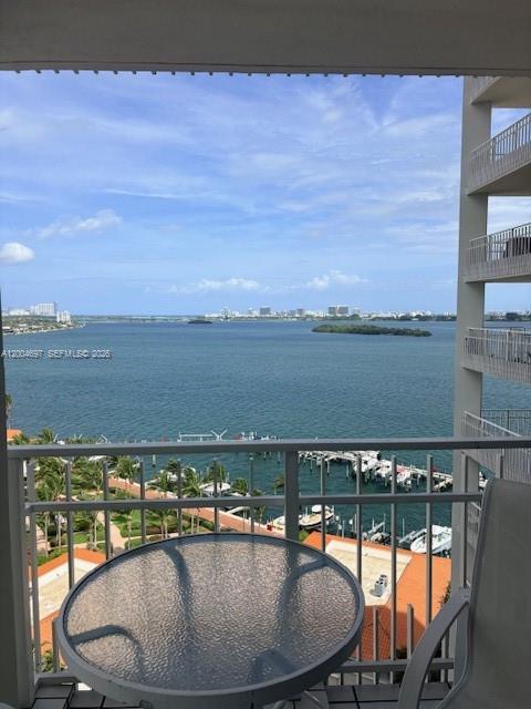 4000 Towerside Ter 1403