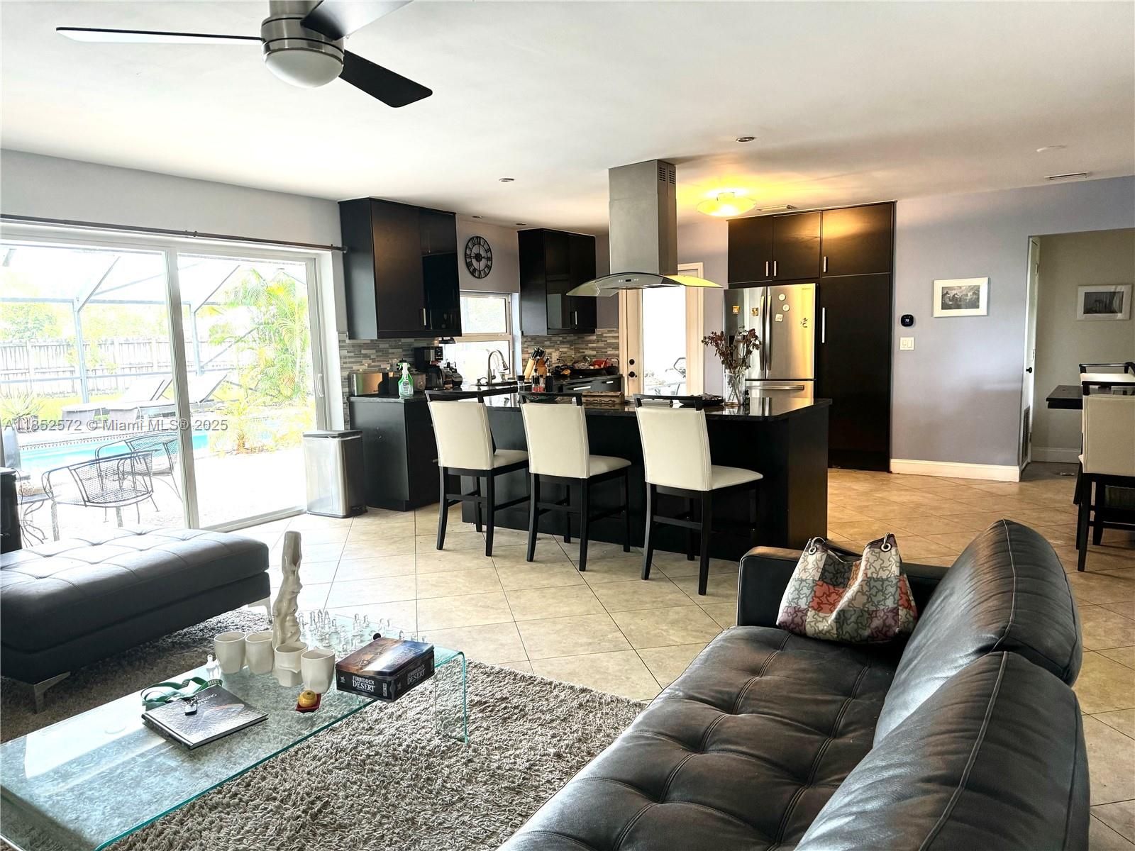 HOLLYWOOD HILLS - Residential Lease