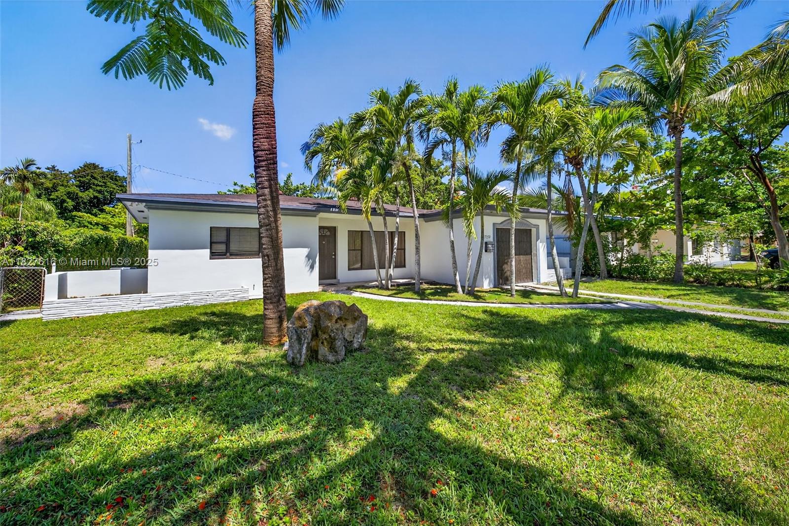Charming 3 bedroom, 2 bathroom single family home in North Miami Beach. Features tile flooring, spacious kitchen with custom countertop, great natural lighting throughout, freshly painted walls, renovated bathroom & a spacious sized patio. Includes washer/dryer.