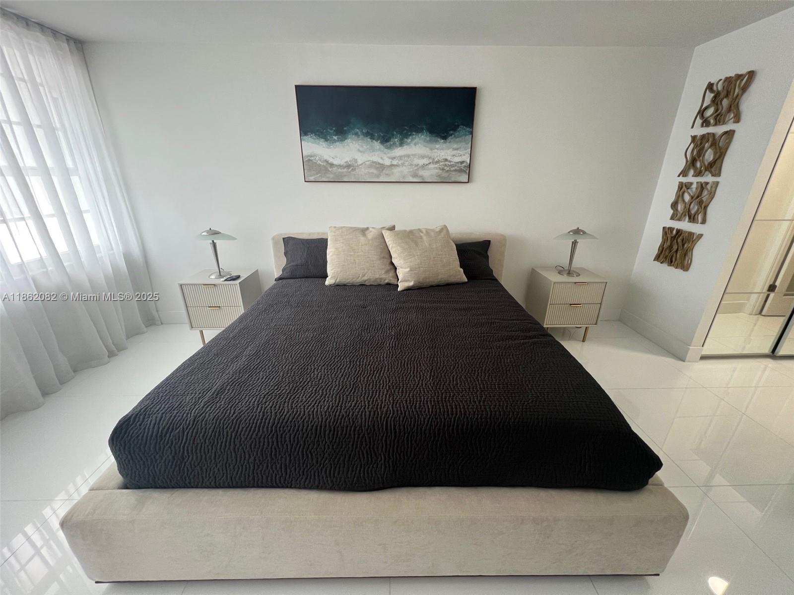 THE DECOPLAGE CONDO - Residential Lease