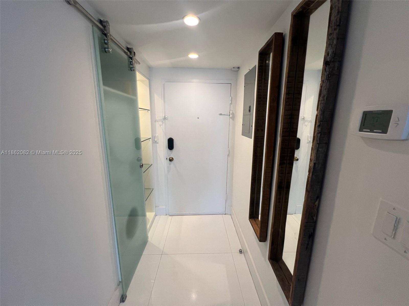 THE DECOPLAGE CONDO - Residential Lease