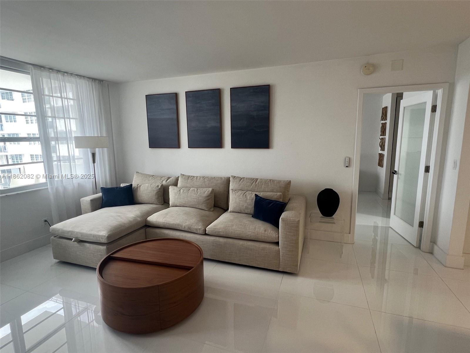100 Lincoln Rd 1022