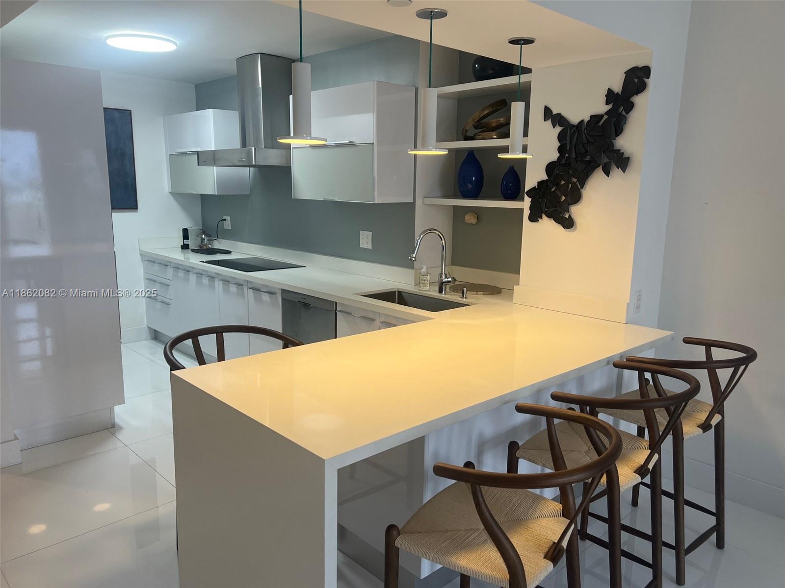 THE DECOPLAGE CONDO - Residential Lease