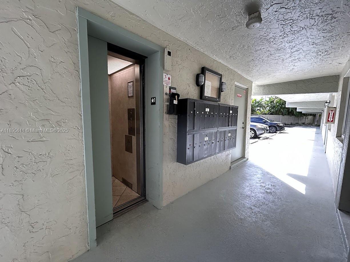 CORAL POINT CONDOMINIUM - Residential Lease