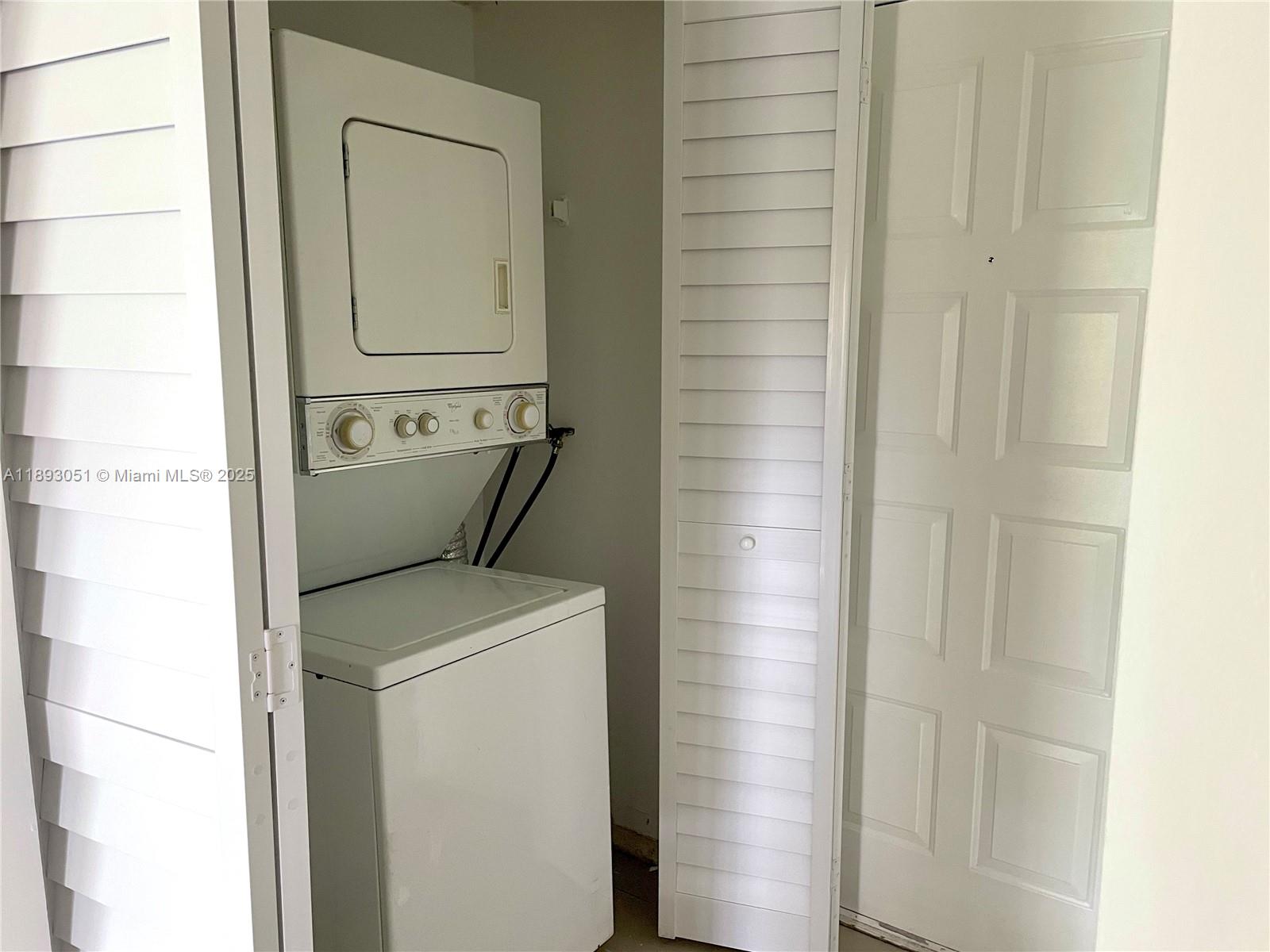 LAS VISTAS AT DORAL CONDO - Residential Lease