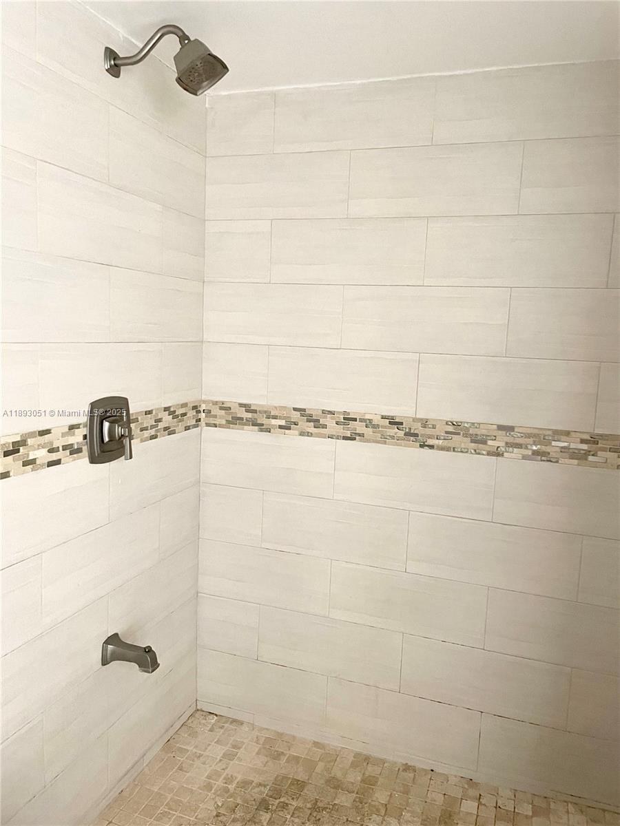 LAS VISTAS AT DORAL CONDO - Residential Lease