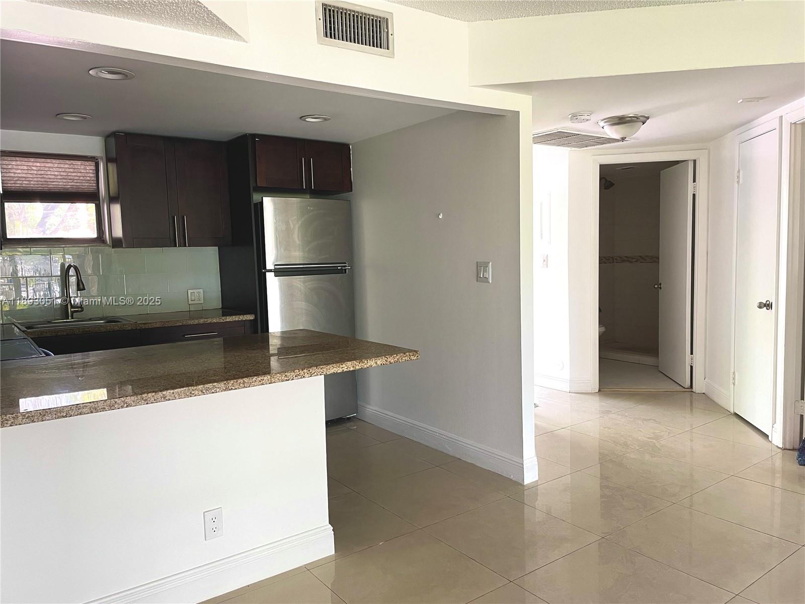 LAS VISTAS AT DORAL CONDO - Residential Lease