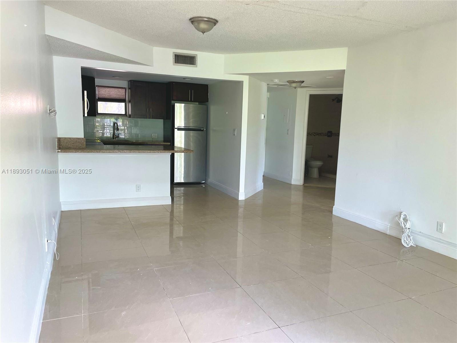 LAS VISTAS AT DORAL CONDO - Residential Lease