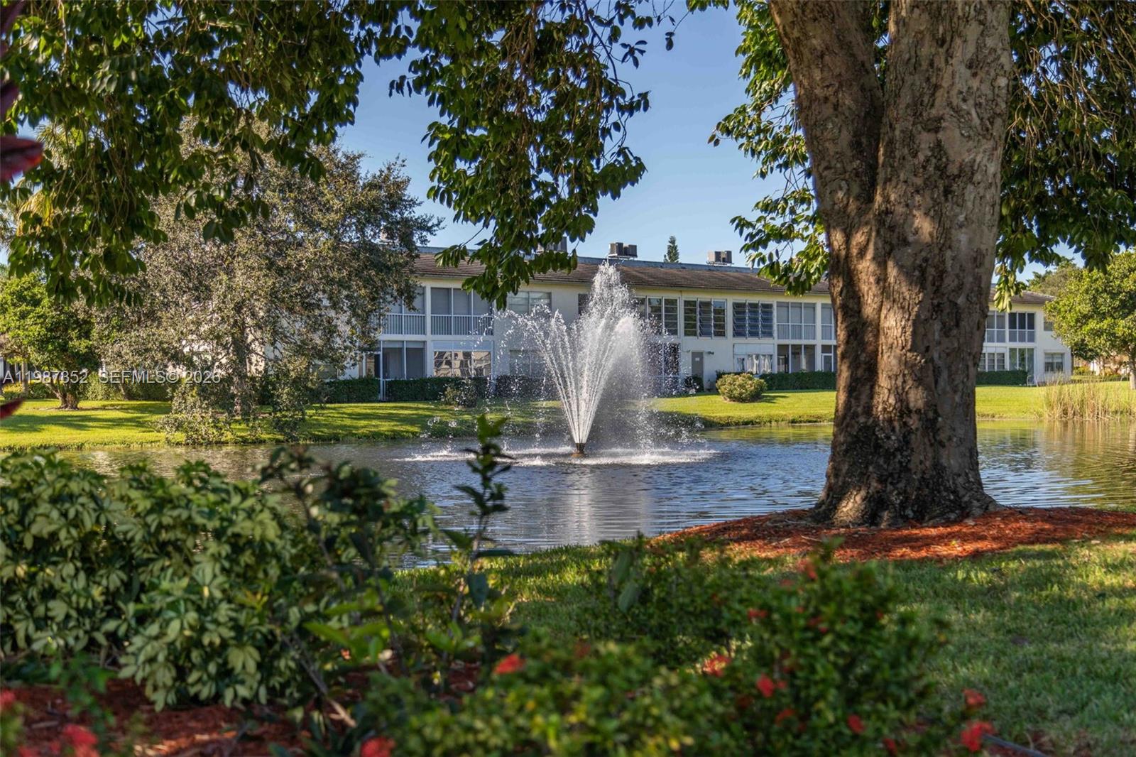 GRANADA VILLAGE F CONDO - Residential