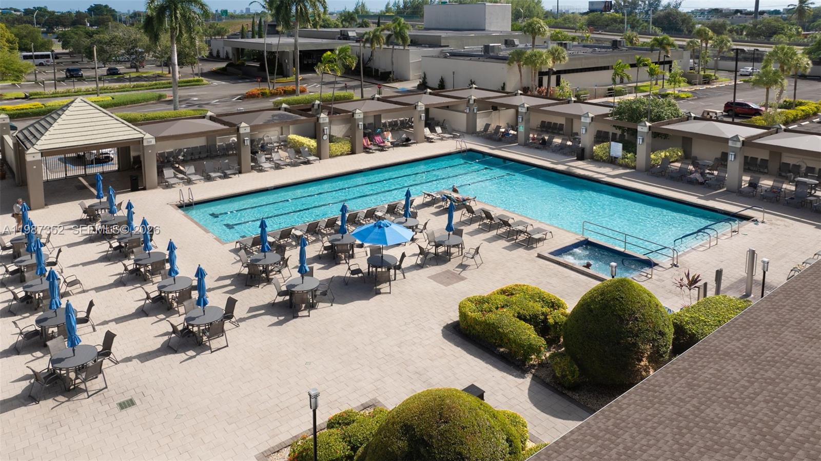 GRANADA VILLAGE F CONDO - Residential