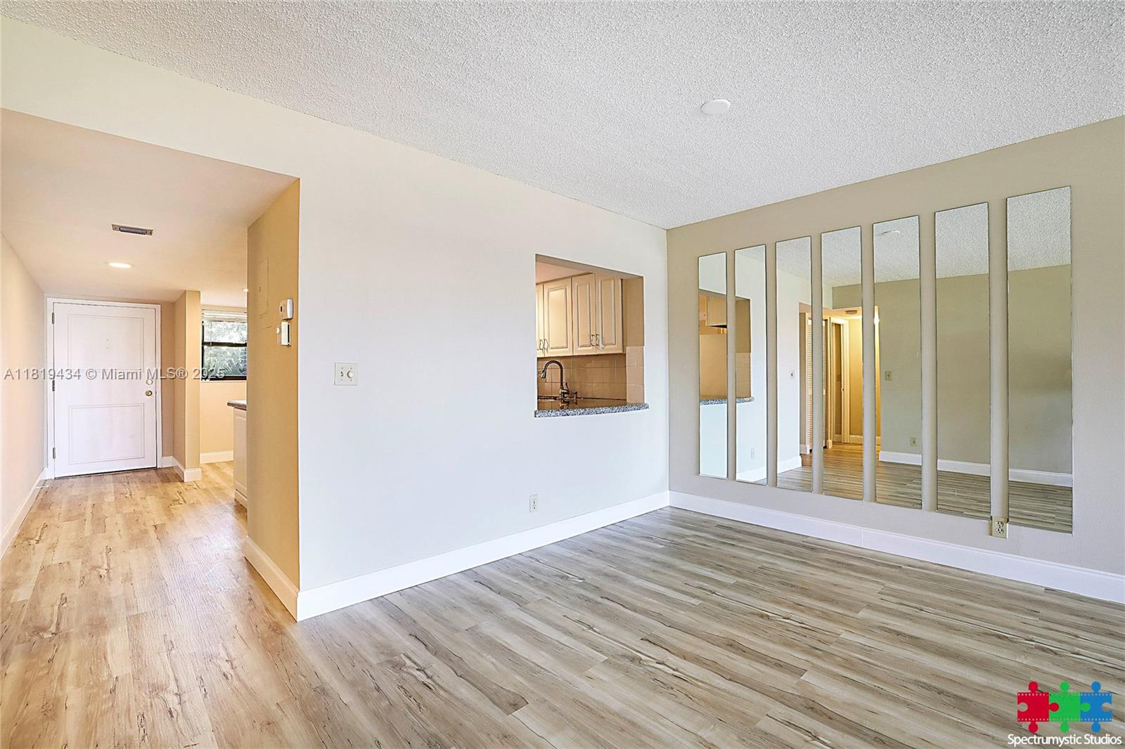 MARINA BAY CONDO - Residential Lease