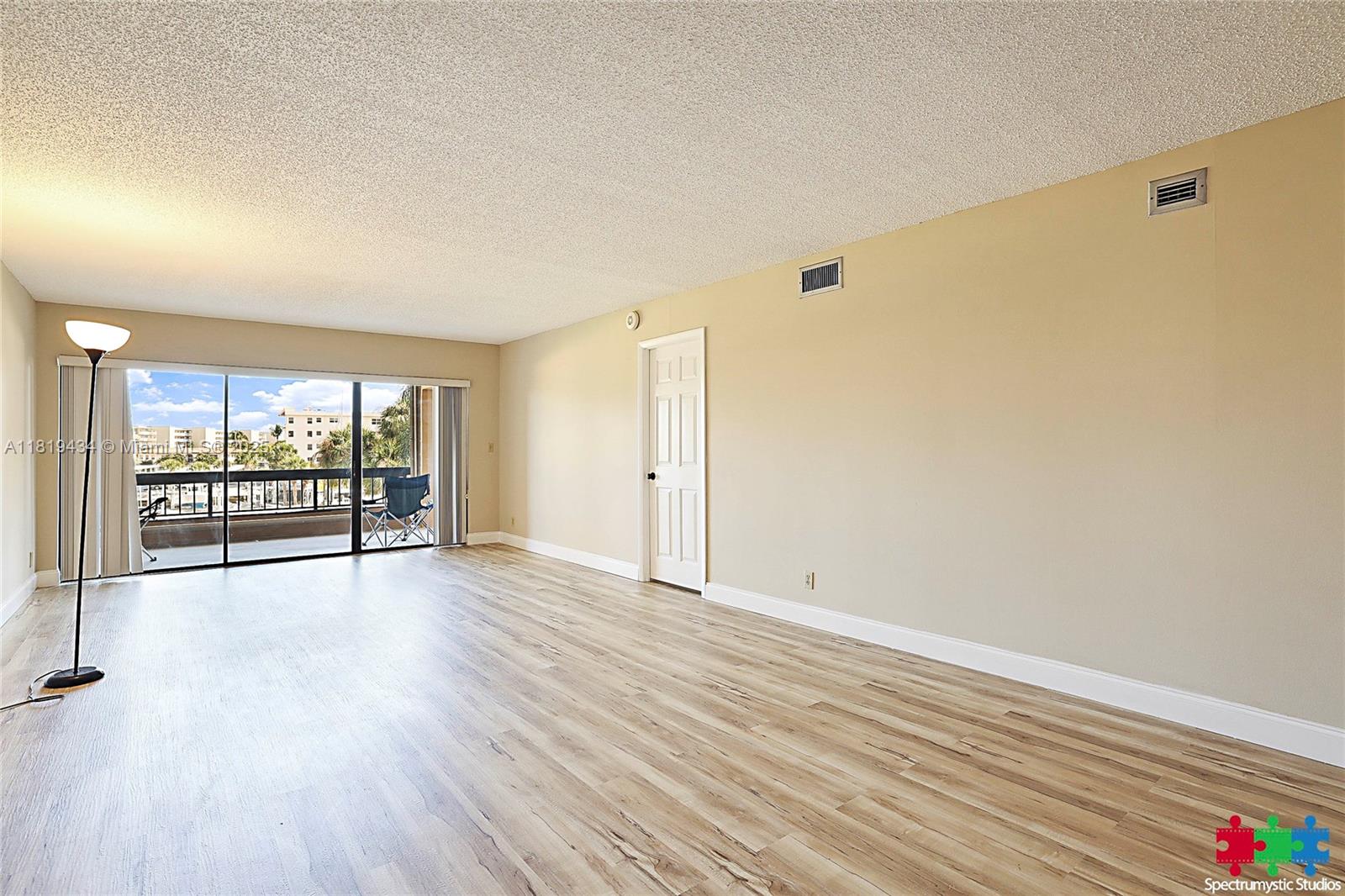 MARINA BAY CONDO - Residential Lease