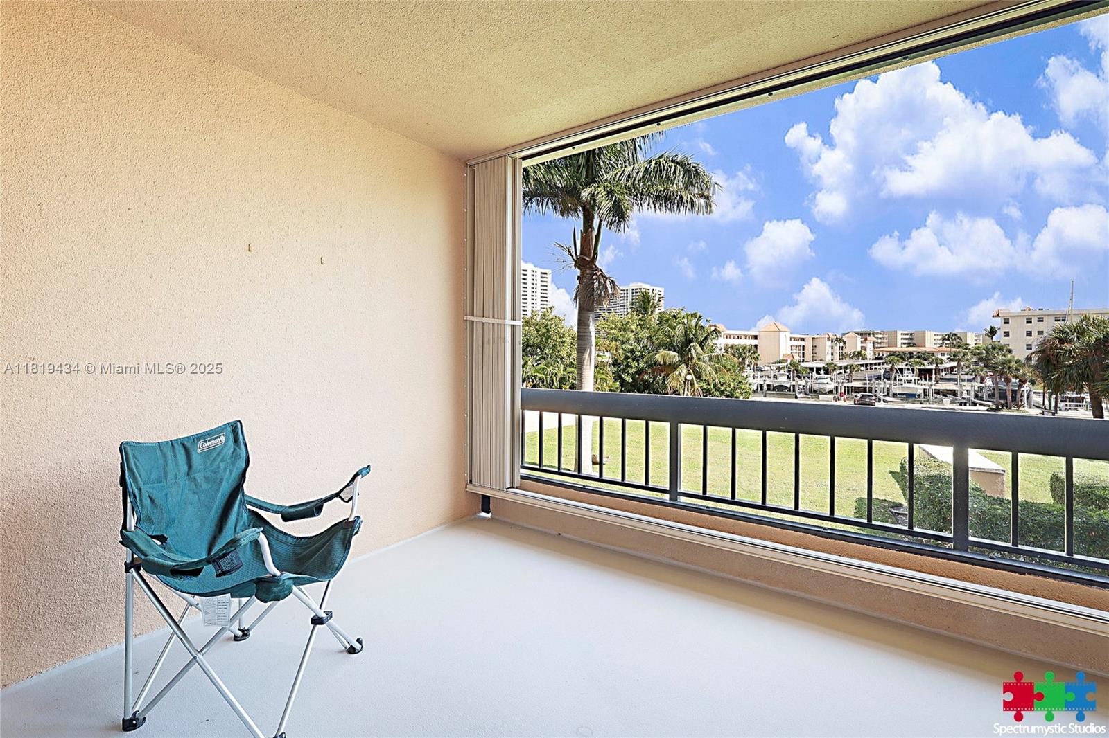 MARINA BAY CONDO - Residential Lease