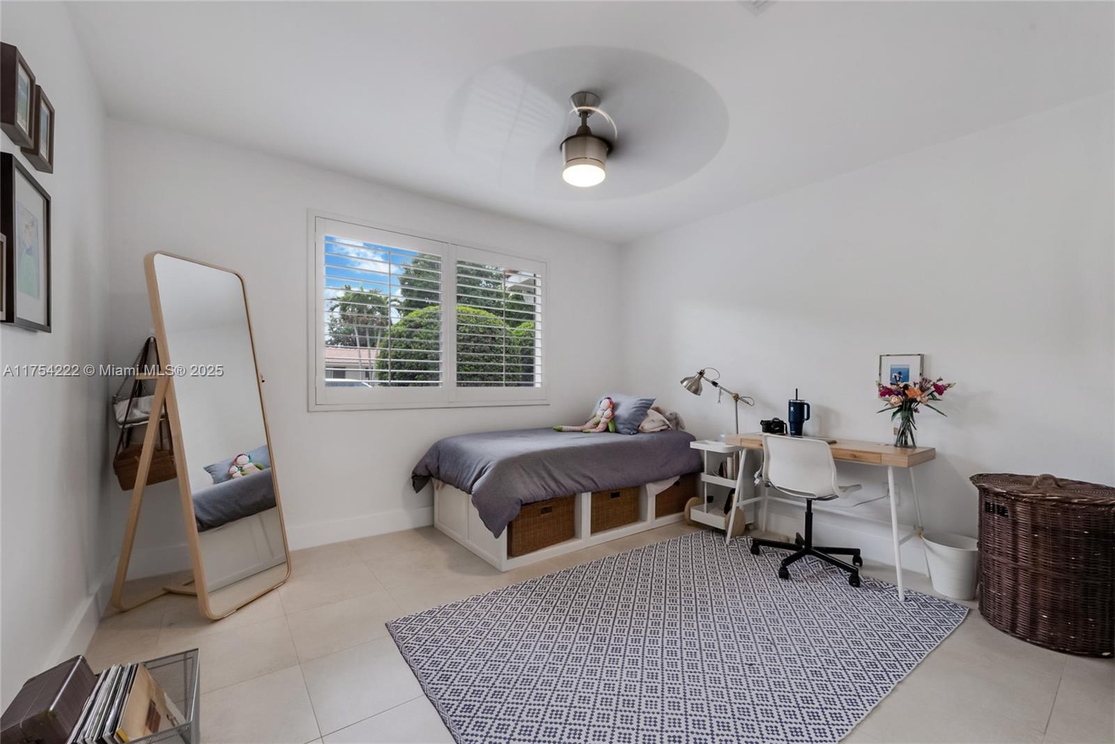 ORCHARD HEIGHTS 1ST ADDN - Residential Lease