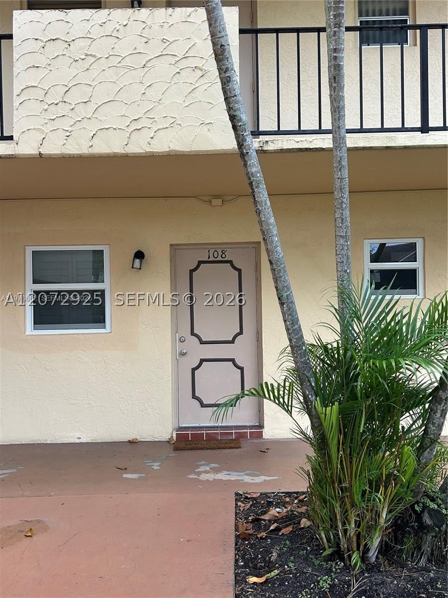 Photo of 300 Berkley Rd #108, Hollywood, FL 33024 (MLS # A12072925)