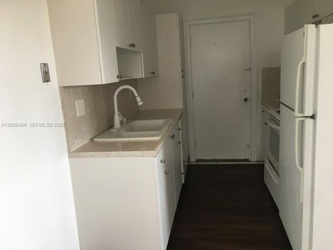Tiny photo for 900 SW 84th Ave #415D, Miami, FL 33144 (MLS # A12006496)