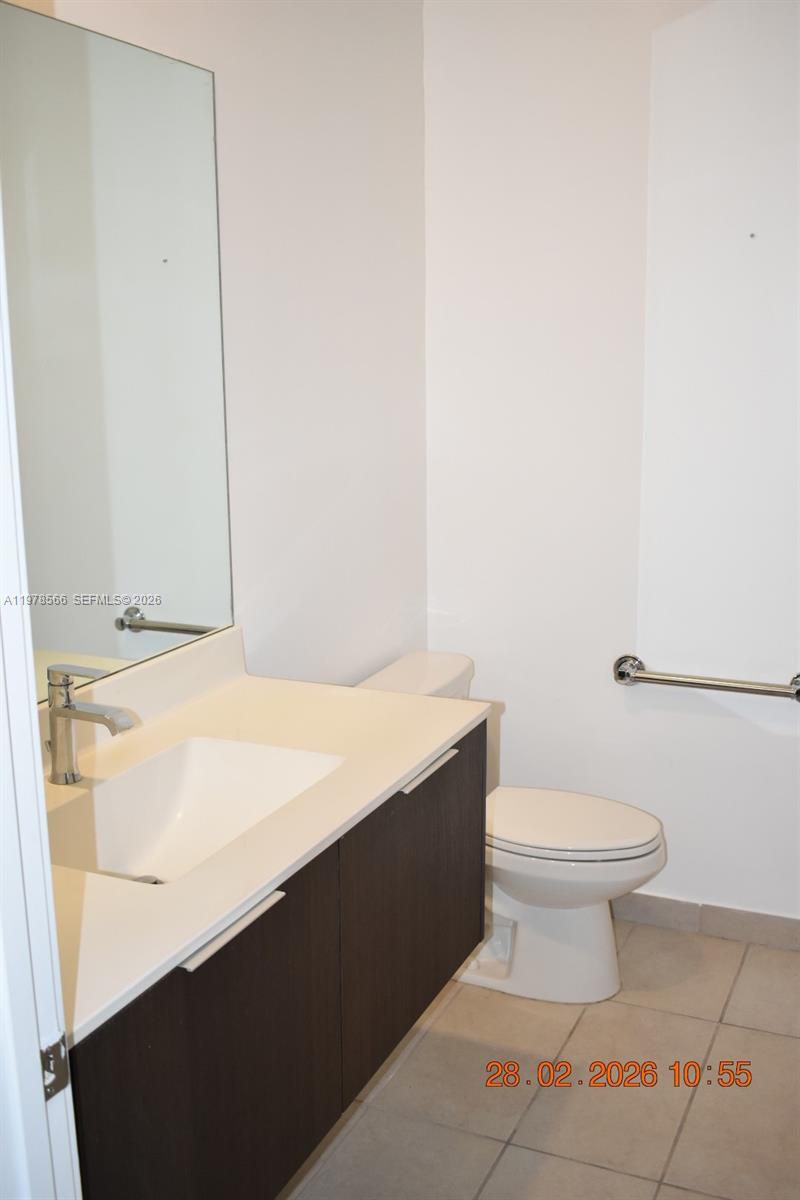 APEX AT PARK CENTRAL COND - Residential