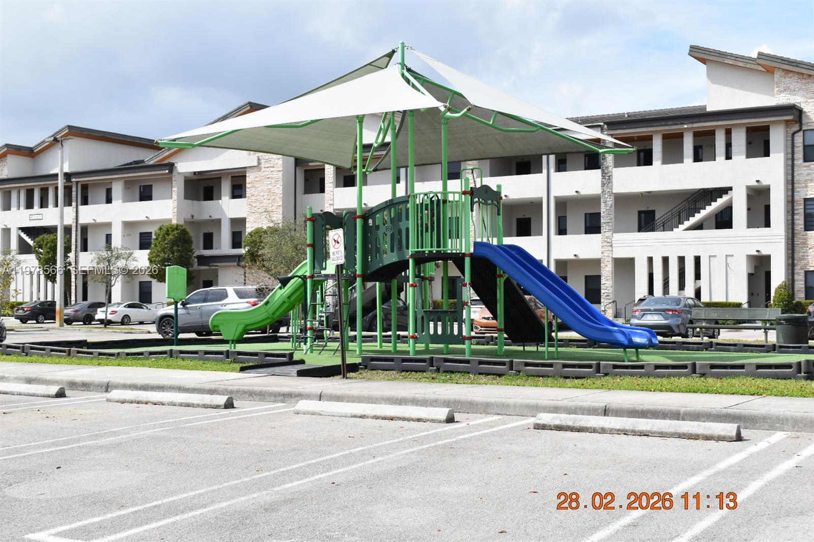 APEX AT PARK CENTRAL COND - Residential