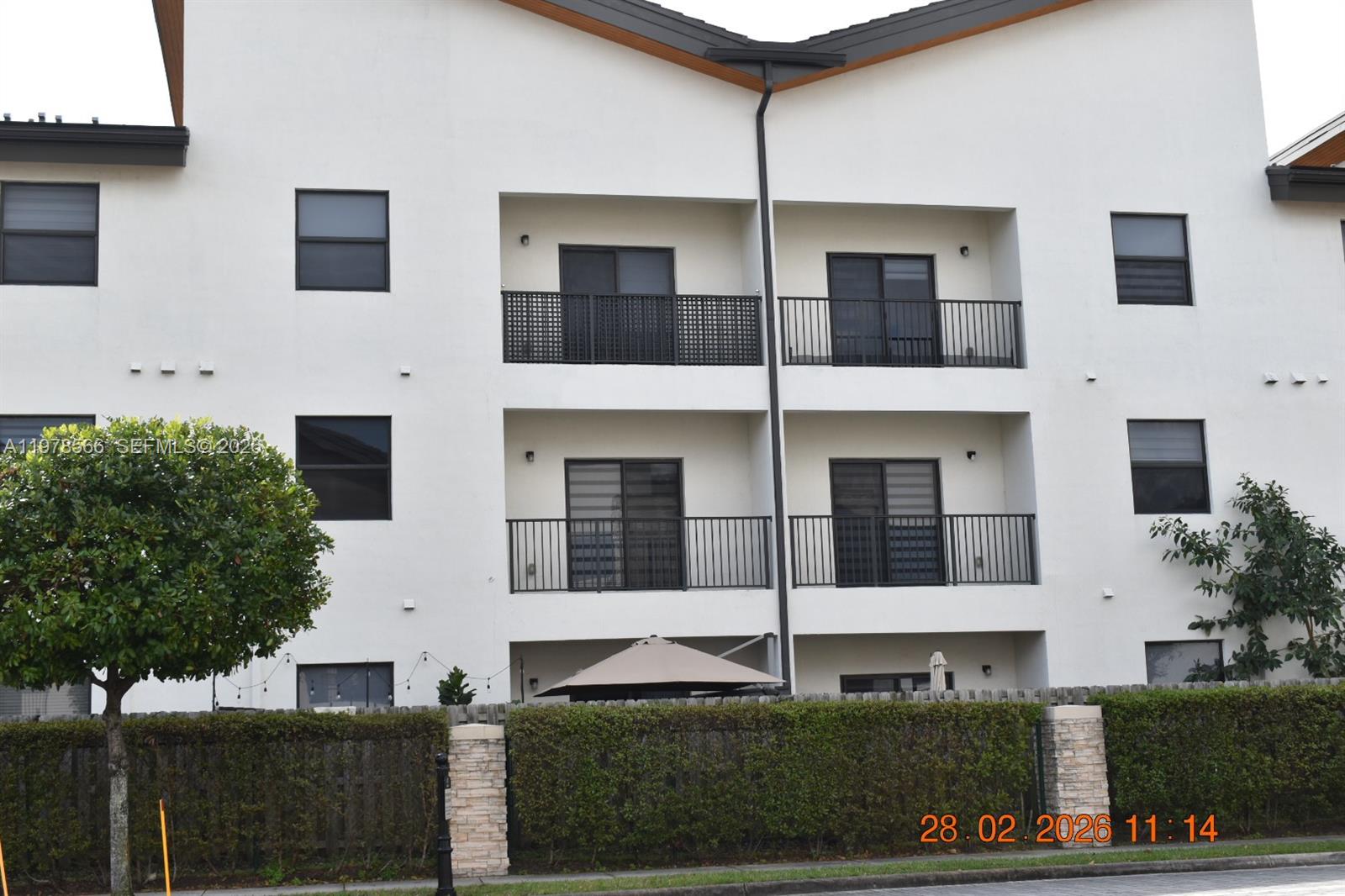 APEX AT PARK CENTRAL COND - Residential