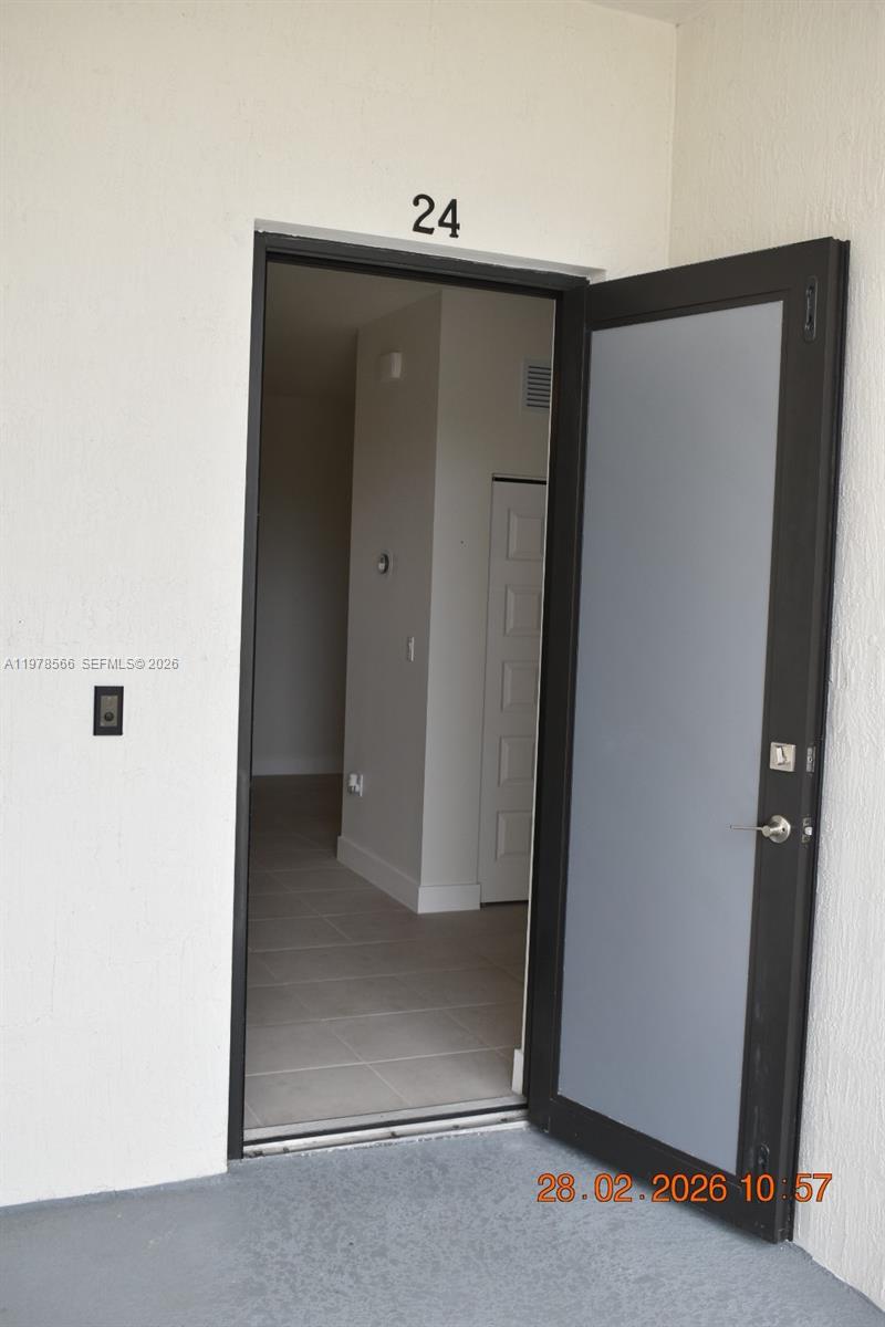 APEX AT PARK CENTRAL COND - Residential