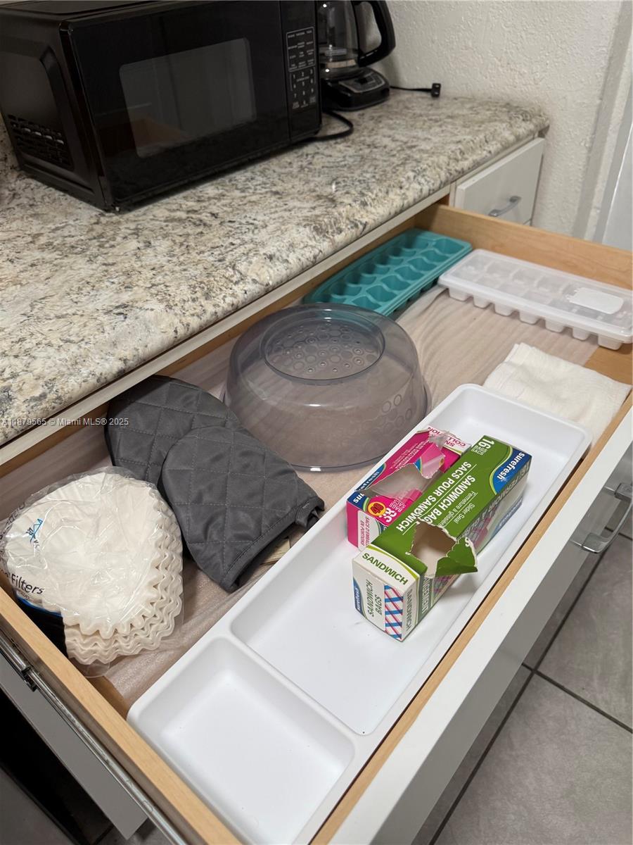 BUENA VISTA HEIGHTS ADDN - Residential Lease