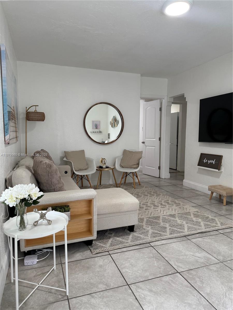 BUENA VISTA HEIGHTS ADDN - Residential Lease