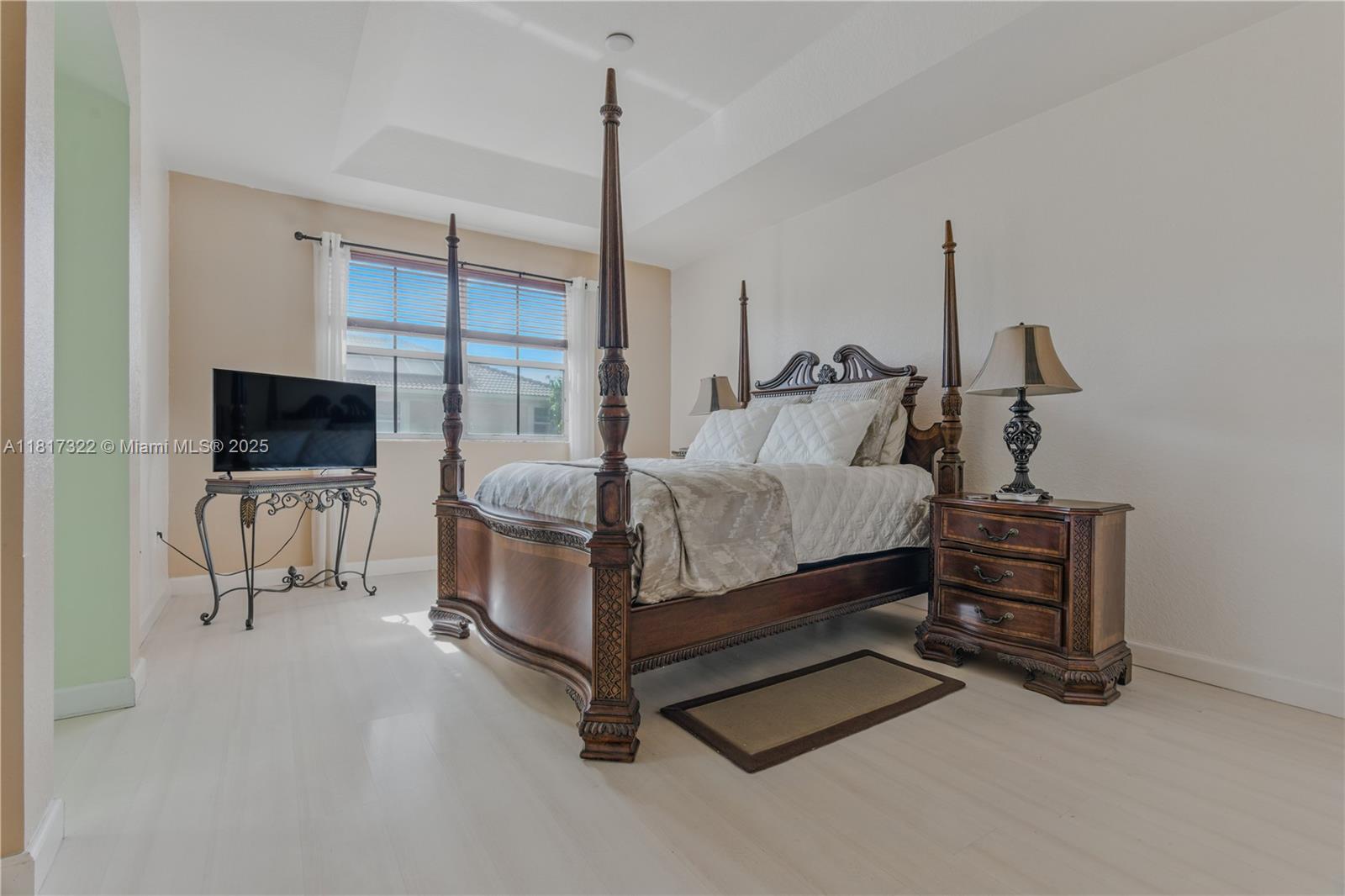 KENDALL BREEZE - Residential