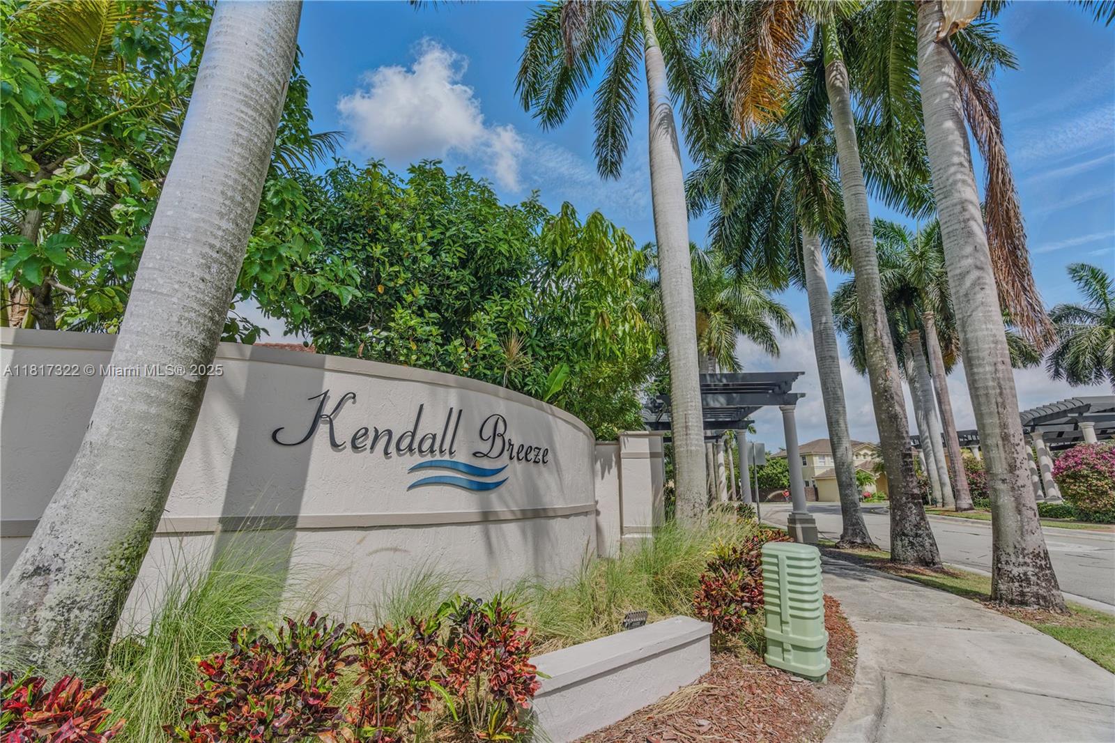 KENDALL BREEZE - Residential