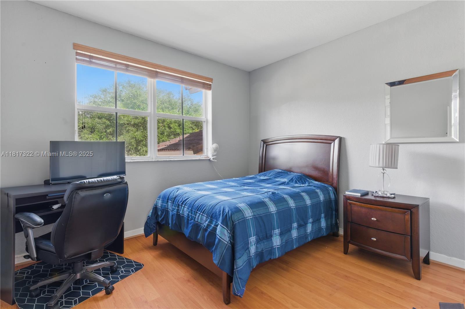 KENDALL BREEZE - Residential