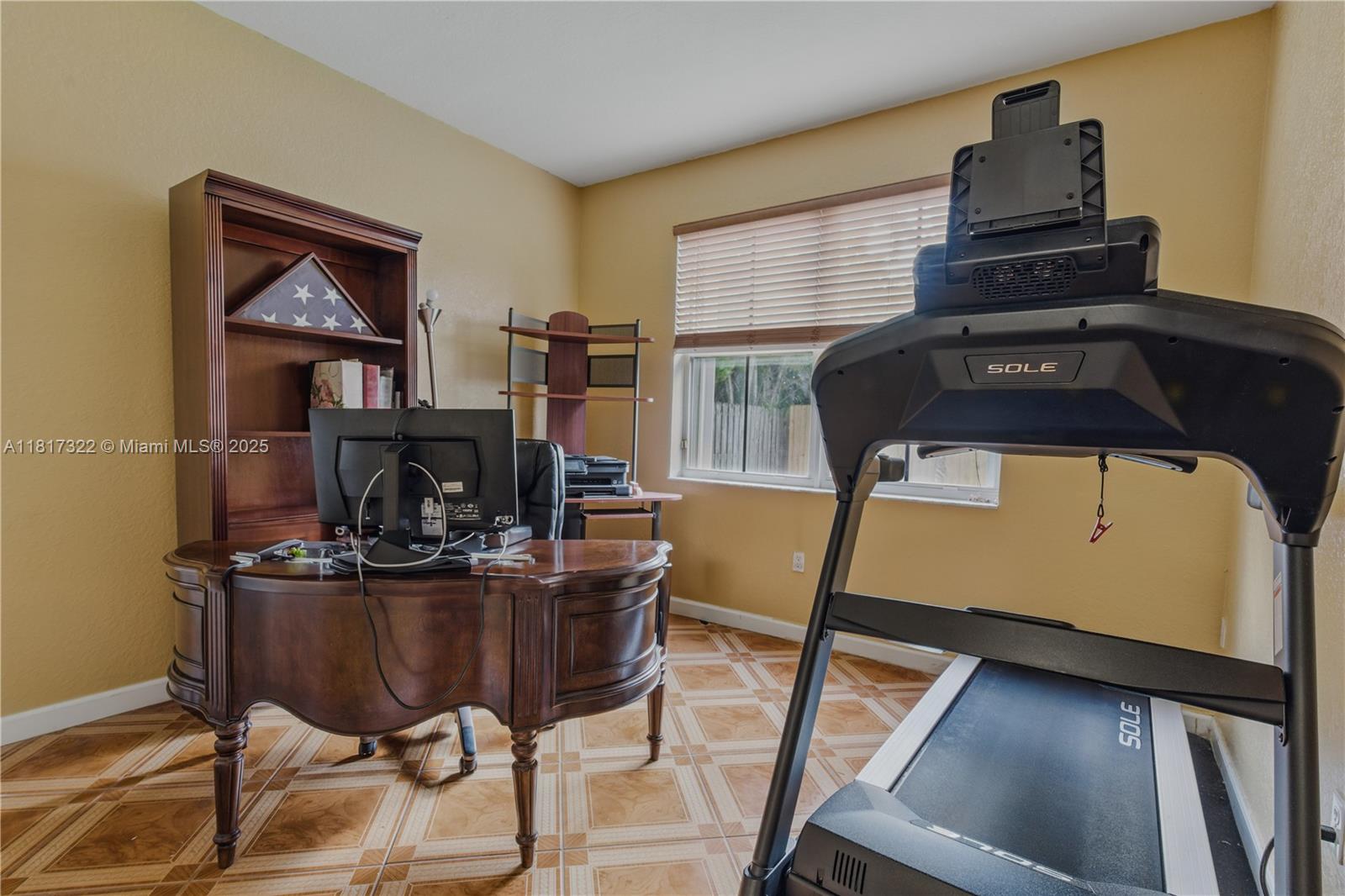 KENDALL BREEZE - Residential