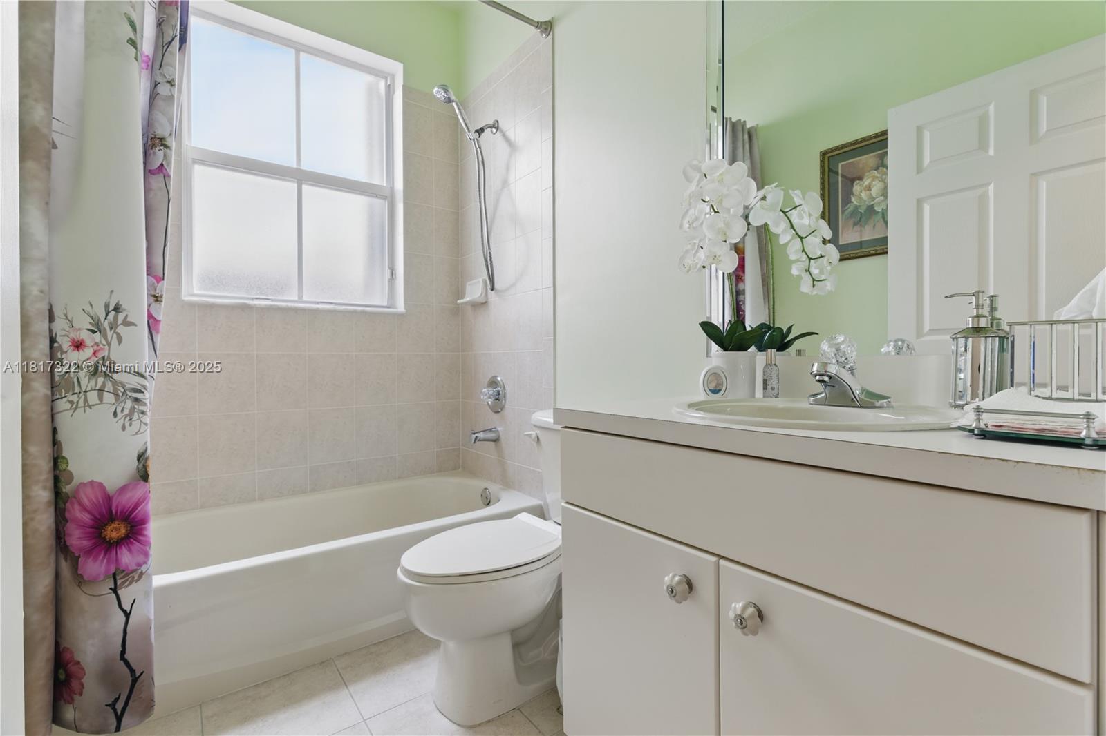 KENDALL BREEZE - Residential