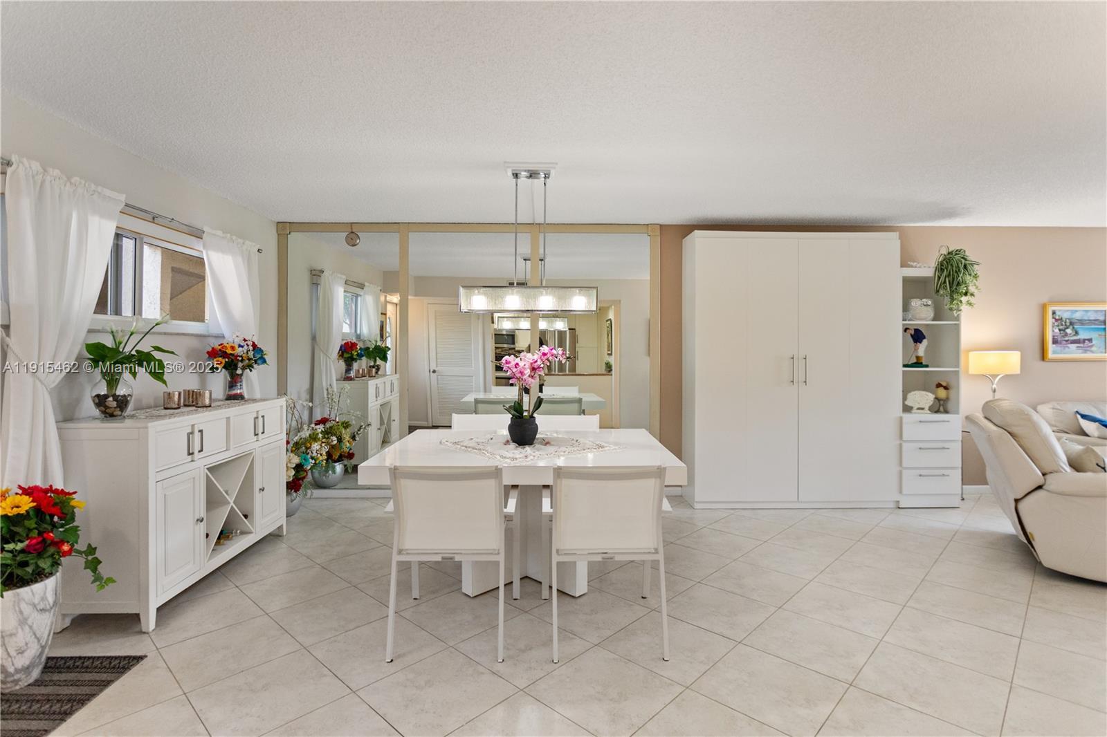 HOLLYBROOK GOLF AND - Residential