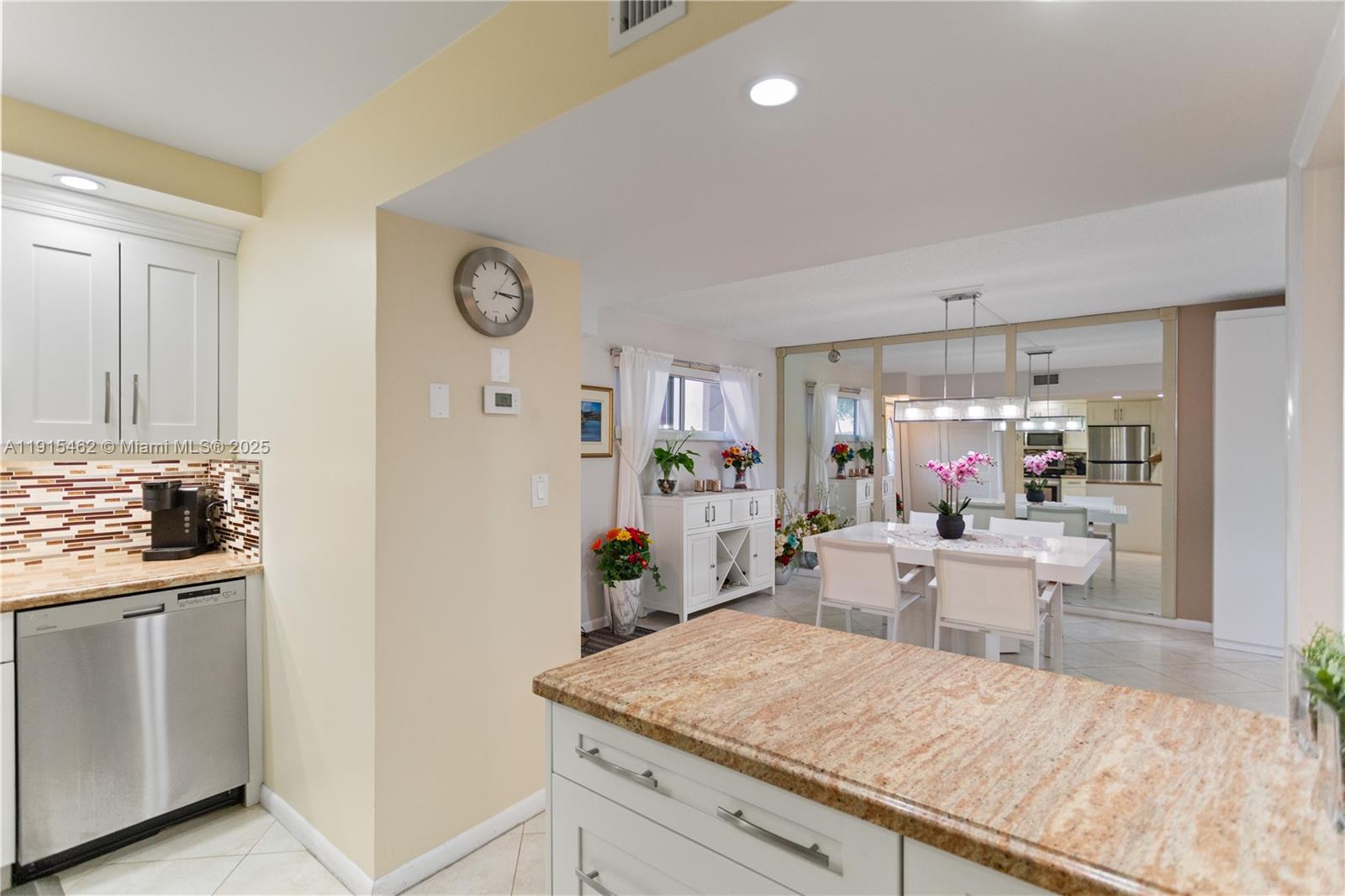 HOLLYBROOK GOLF AND - Residential