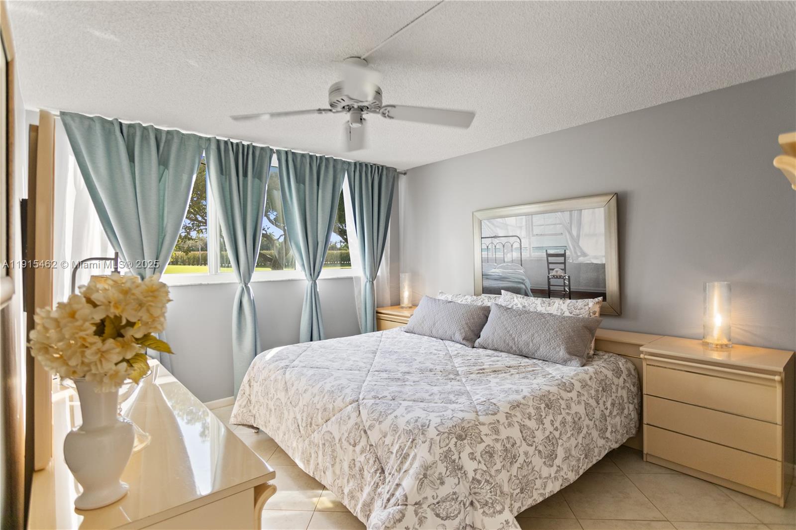 HOLLYBROOK GOLF AND - Residential