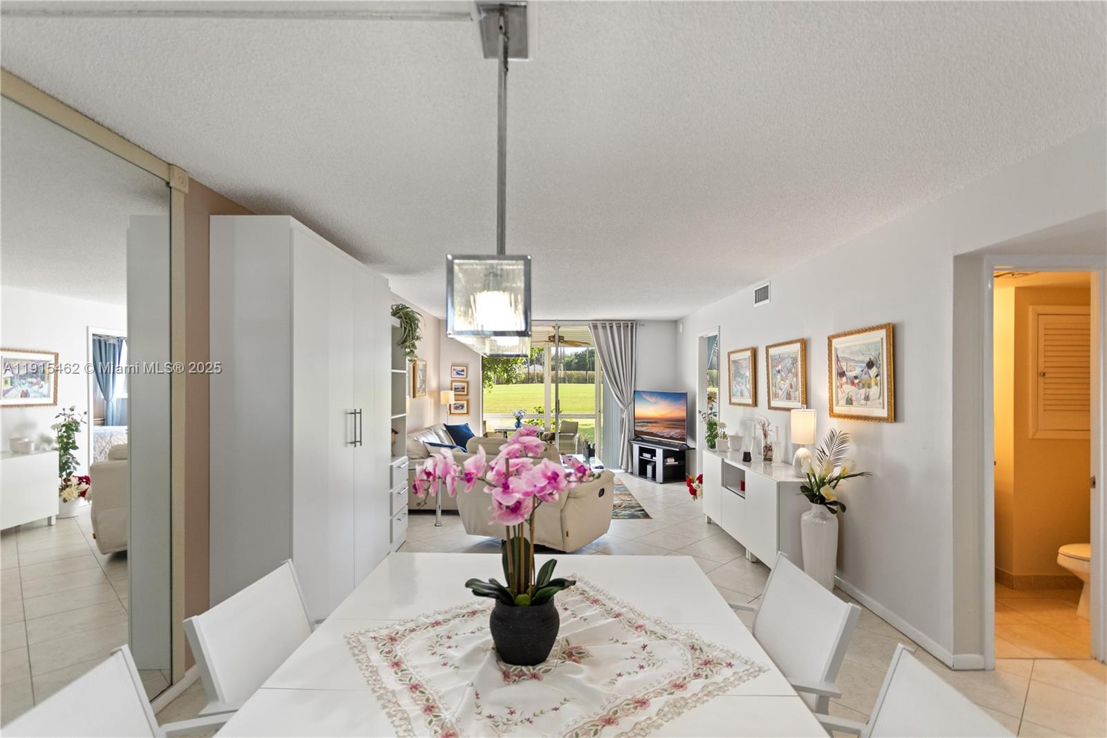 HOLLYBROOK GOLF AND - Residential