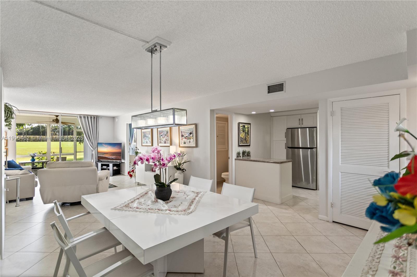 HOLLYBROOK GOLF AND - Residential