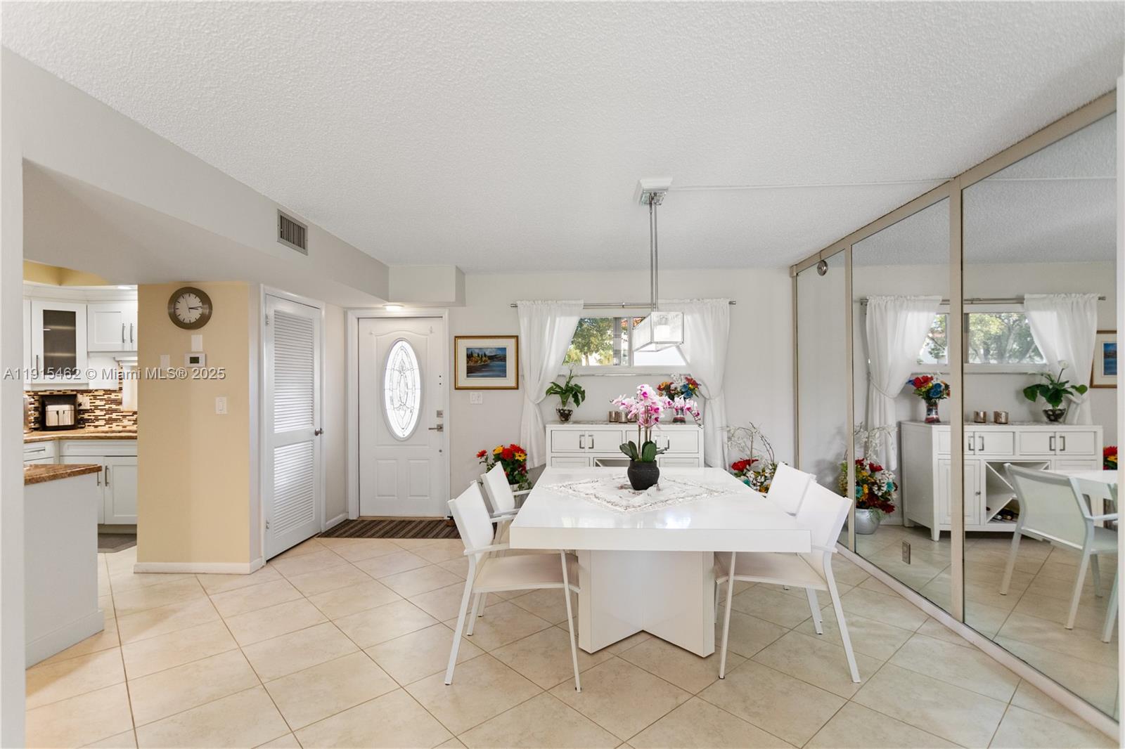 HOLLYBROOK GOLF AND - Residential