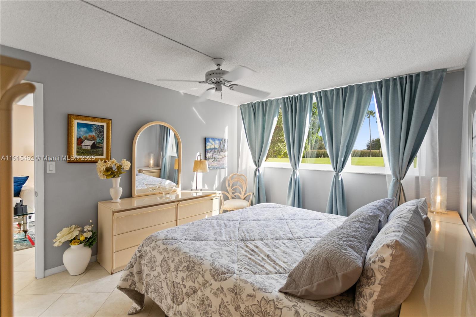 HOLLYBROOK GOLF AND - Residential