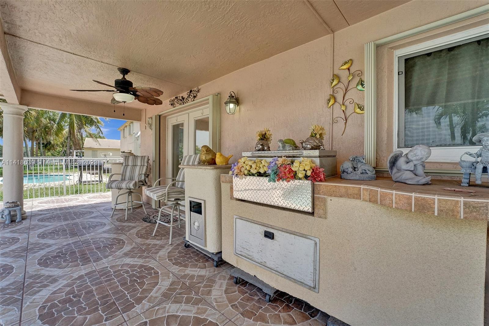 SILVER FALLS - Residential